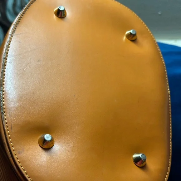 Amazon Tan Textured Tote Bag - Picture 5 of 16